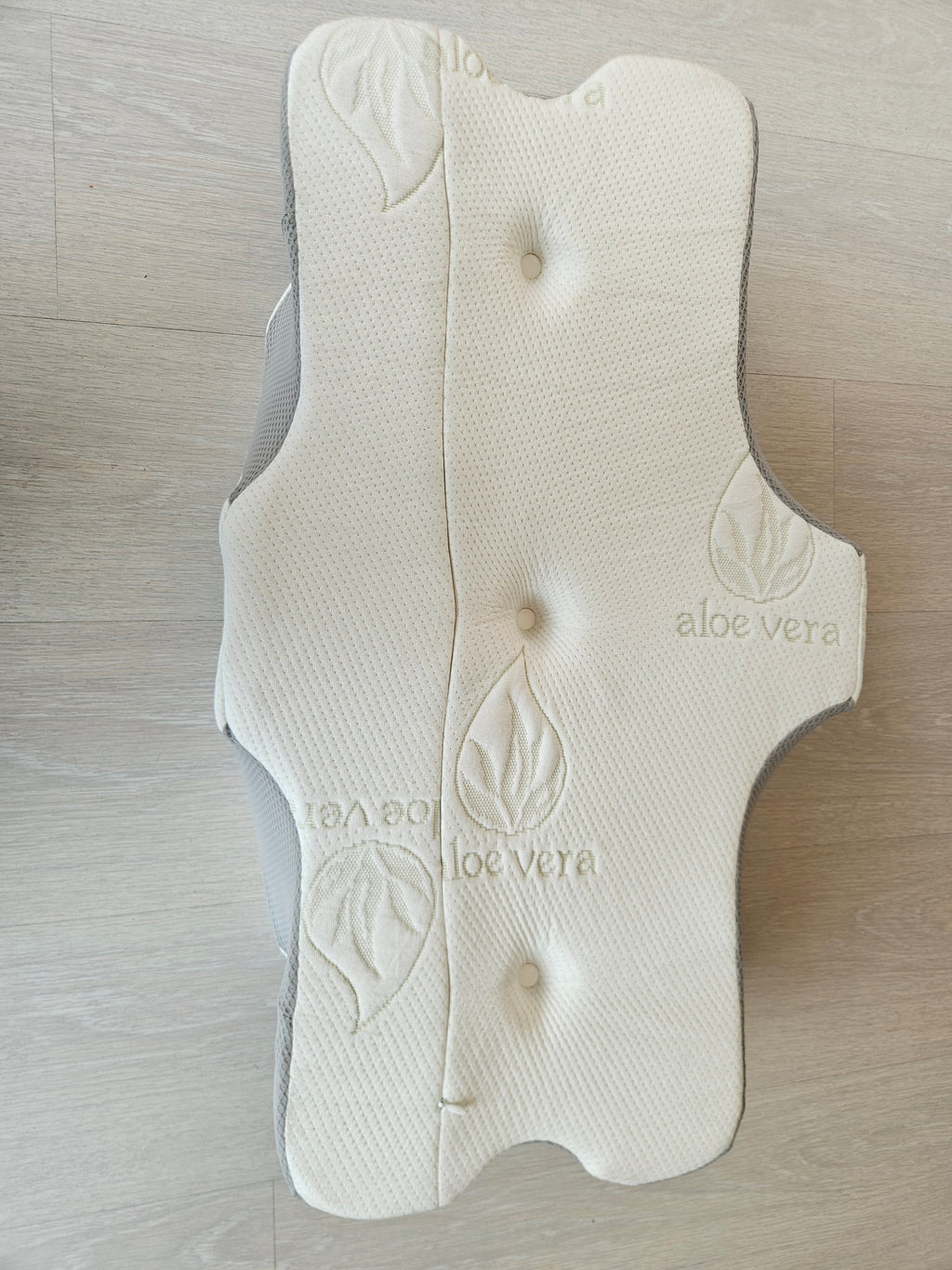 Cuscino Cervicale  in Memory Foam Aura™ | dolcecollo